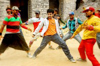 Hrudayam Ekkadunnadi Stills